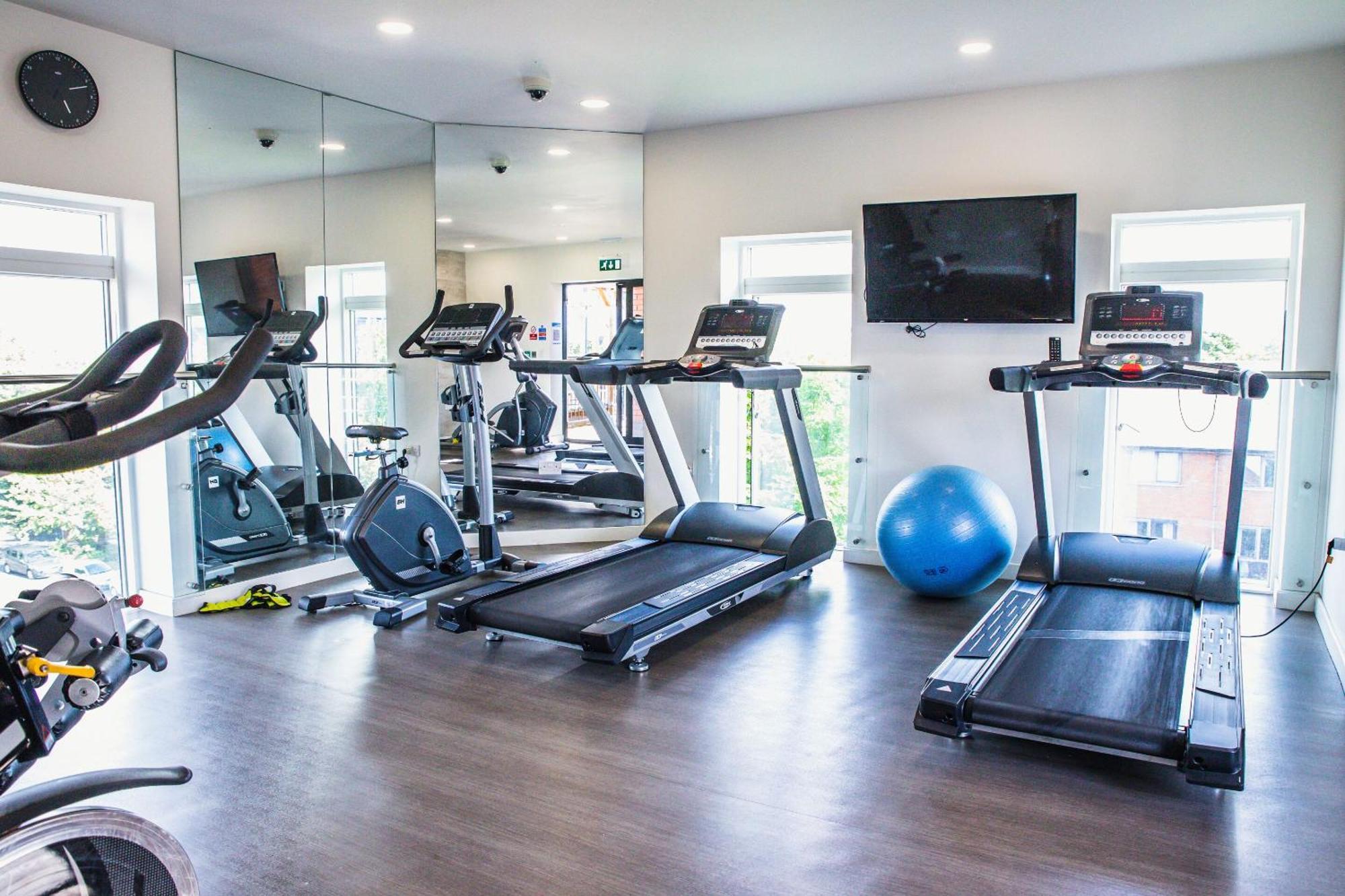 Luxury 1 Bedroom Serviced Apartment With Roof Terrace & Gym ستيفنيج المظهر الخارجي الصورة