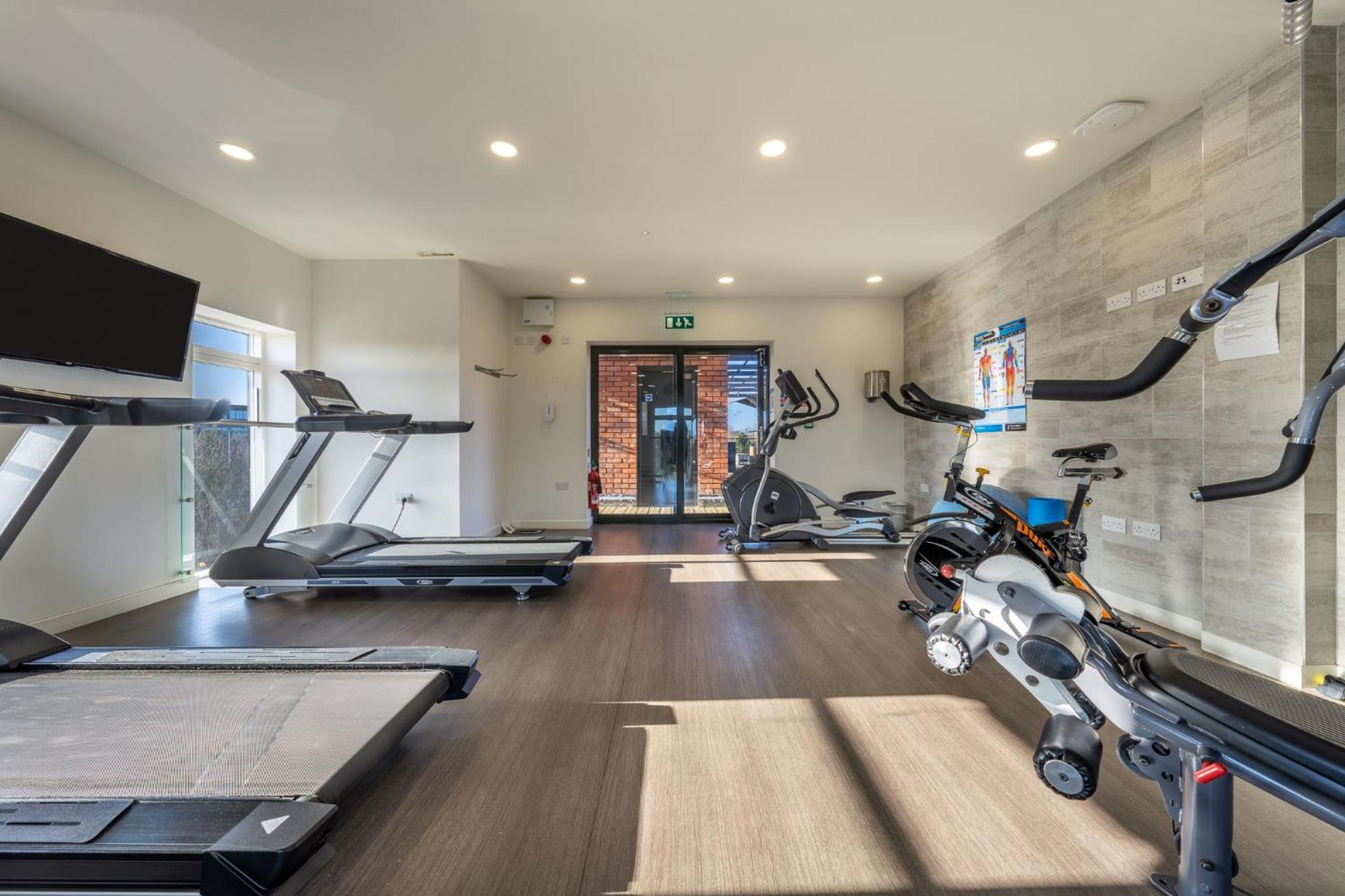 Luxury 1 Bedroom Serviced Apartment With Roof Terrace & Gym ستيفنيج المظهر الخارجي الصورة